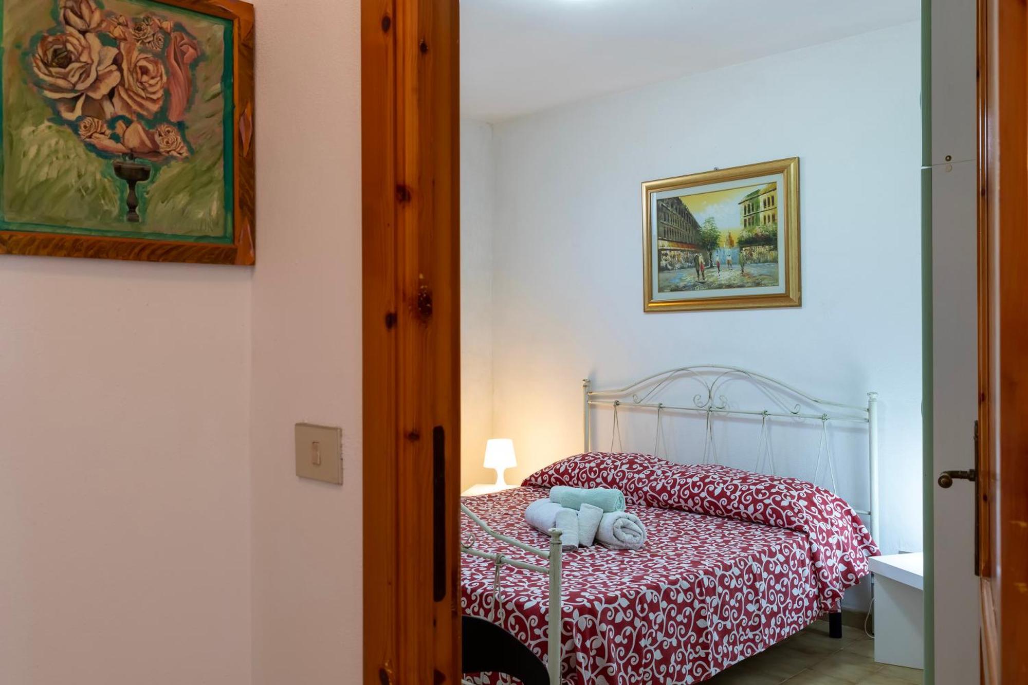 Casa Vacanze Patrizia Valledoria  Exterior photo